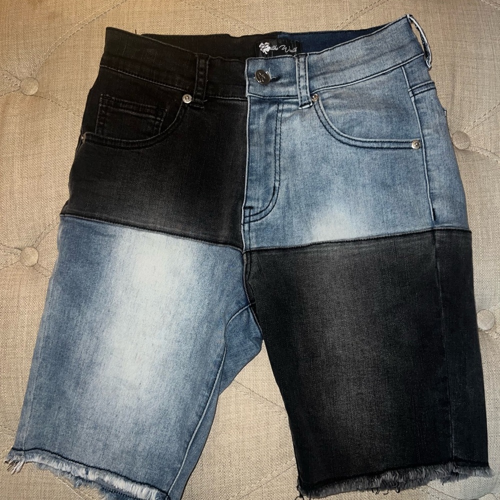 ‘Filthy wealth’ brand name original split denim shorts
